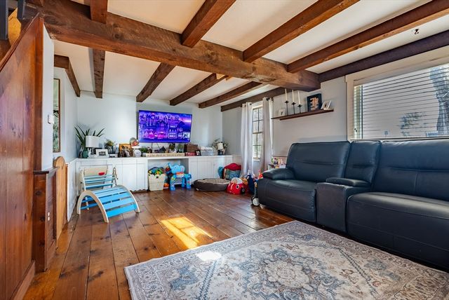 966 Main St, Dighton, MA 02715