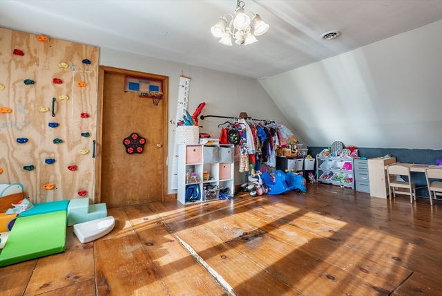 966 Main St, Dighton, MA 02715