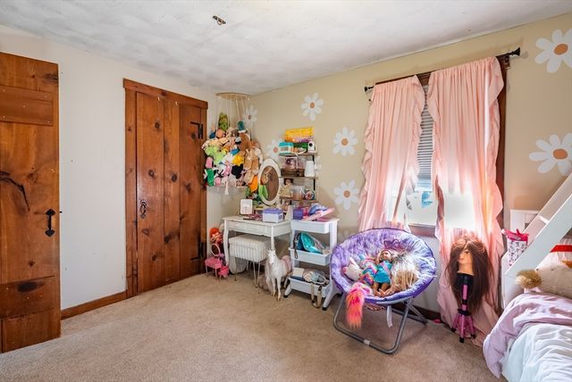 966 Main St, Dighton, MA 02715