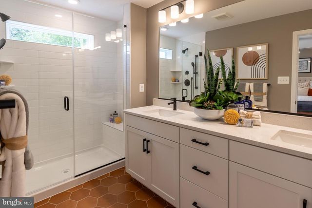 8274 LONGFORD RD, Millersville, MD 21108