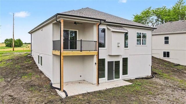 696 Salem Road, Lawson, MO 64062