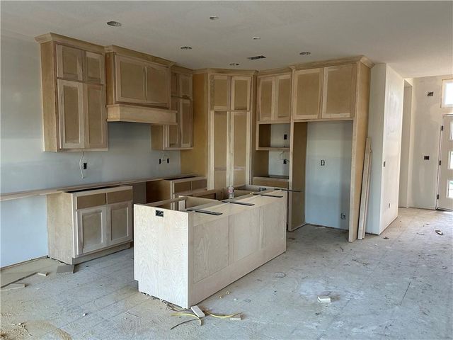 696 Salem Road, Lawson, MO 64062