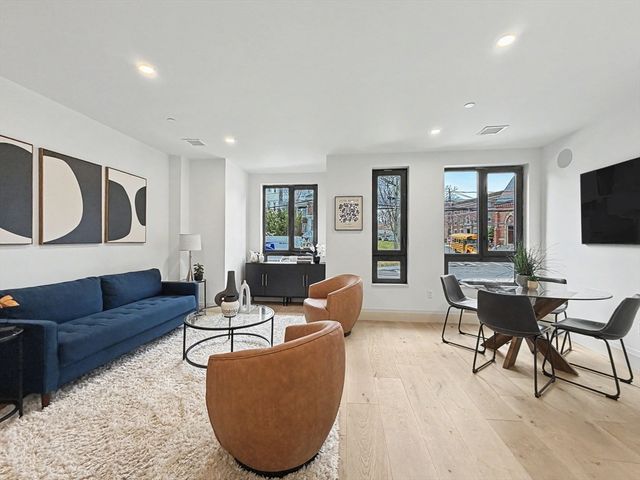 34 Oak Street 102, Boston, MA 02136