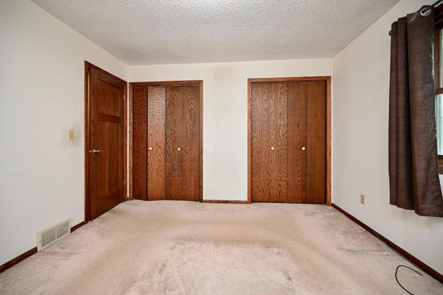 217 13th Avenue S, Onalaska, WI 54650