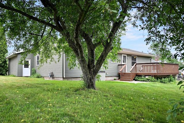 217 13th Avenue S, Onalaska, WI 54650
