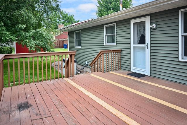 217 13th Avenue S, Onalaska, WI 54650
