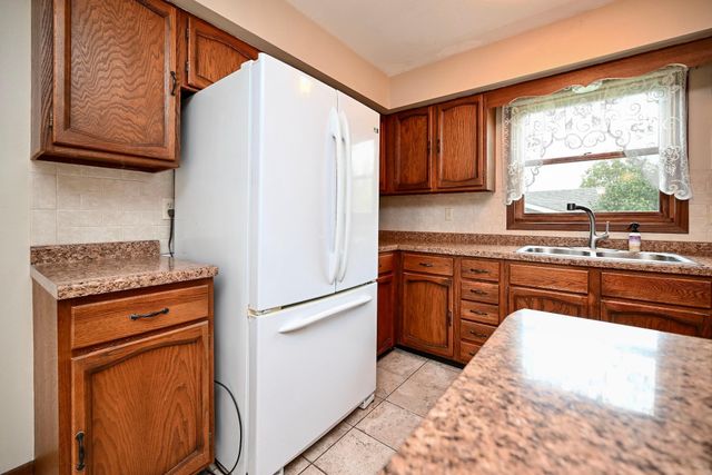 217 13th Avenue S, Onalaska, WI 54650