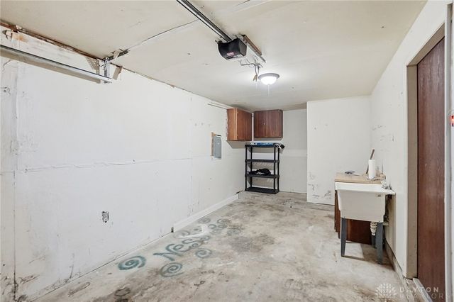 6750 Tiger Drive, Huber Heights, OH 45424