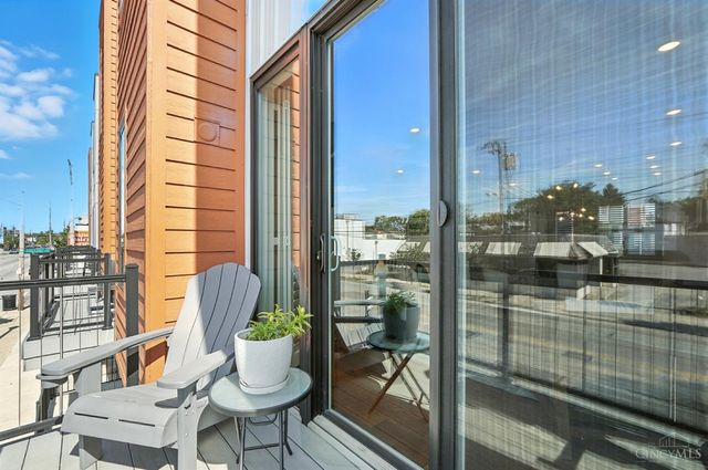 3127 Madison Road, Cincinnati, OH 45209