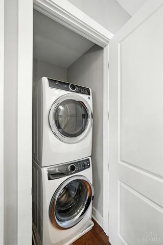 3127 Madison Road, Cincinnati, OH 45209