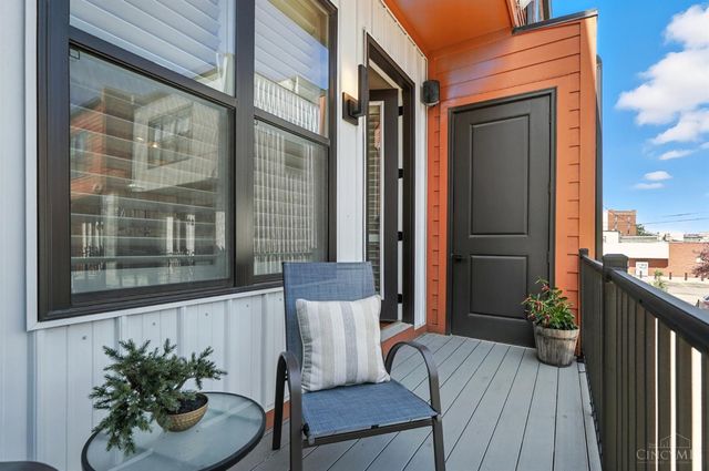 3127 Madison Road, Cincinnati, OH 45209