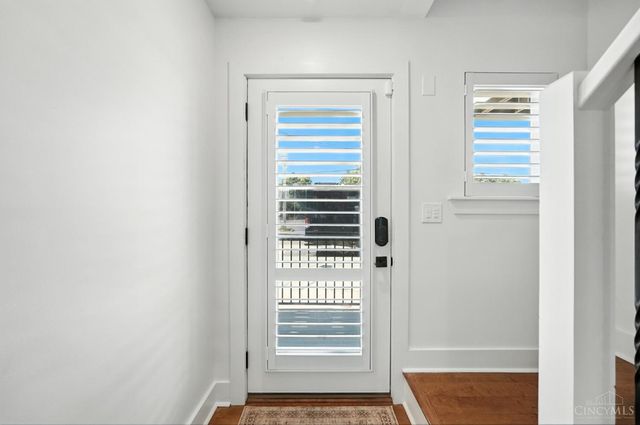 3127 Madison Road, Cincinnati, OH 45209