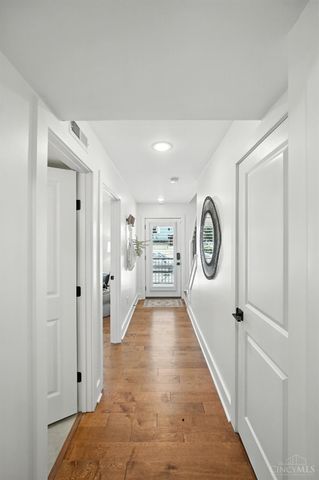 3127 Madison Road, Cincinnati, OH 45209