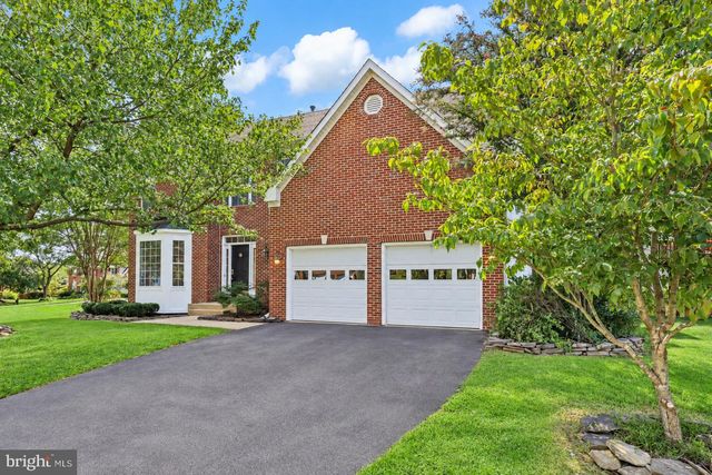 13109 PEACH LEAF PL, Fairfax, VA 22030