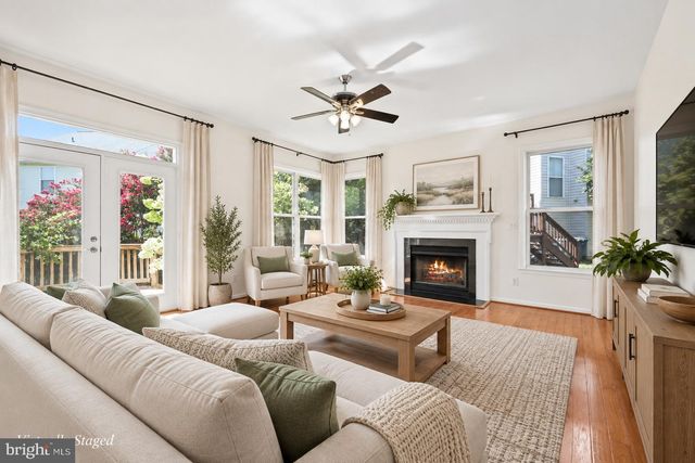 13109 PEACH LEAF PL, Fairfax, VA 22030