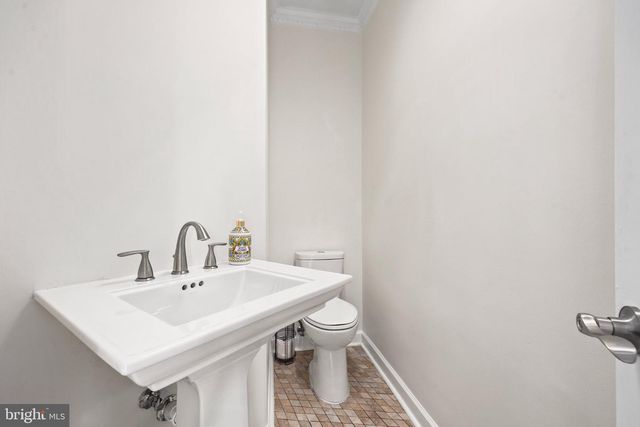 13109 PEACH LEAF PL, Fairfax, VA 22030