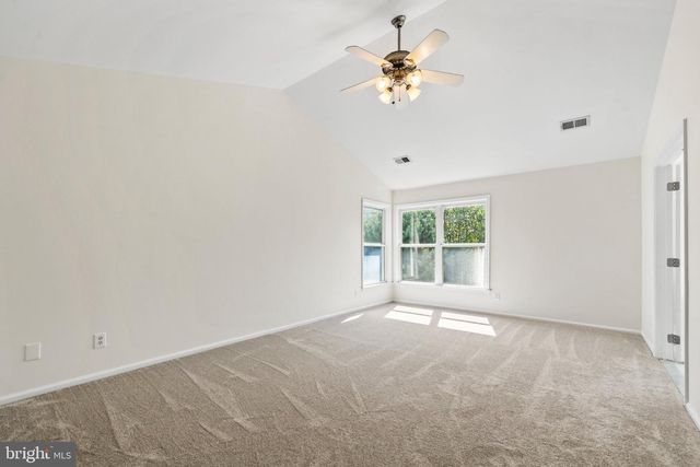 13109 PEACH LEAF PL, Fairfax, VA 22030