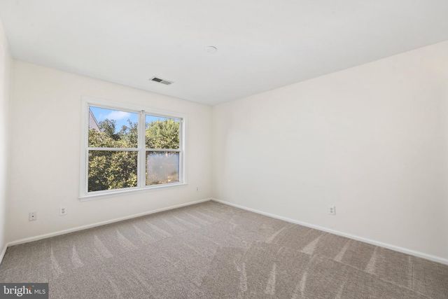 13109 PEACH LEAF PL, Fairfax, VA 22030