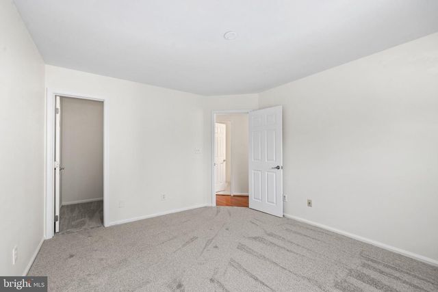 13109 PEACH LEAF PL, Fairfax, VA 22030