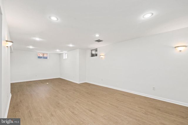 13109 PEACH LEAF PL, Fairfax, VA 22030