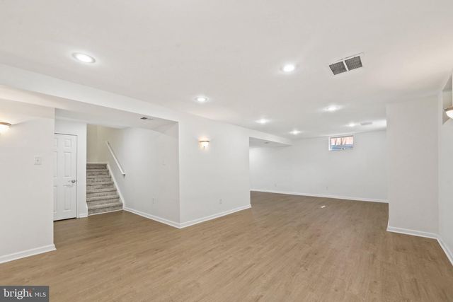 13109 PEACH LEAF PL, Fairfax, VA 22030