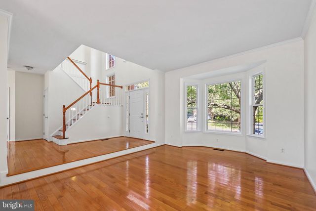 13109 PEACH LEAF PL, Fairfax, VA 22030