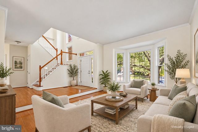 13109 PEACH LEAF PL, Fairfax, VA 22030