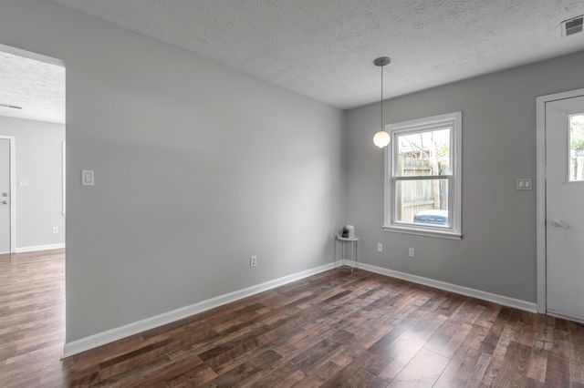 305 Yorktown Court, Georgetown, KY 40324