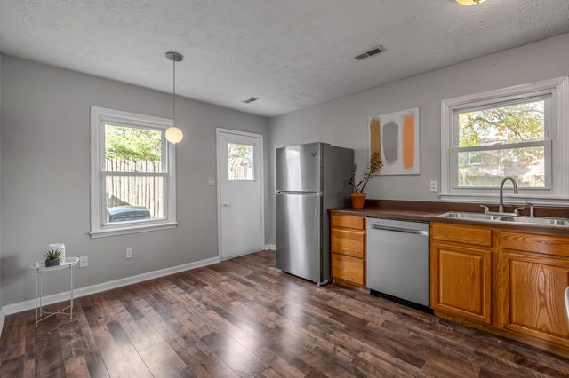 305 Yorktown Court, Georgetown, KY 40324