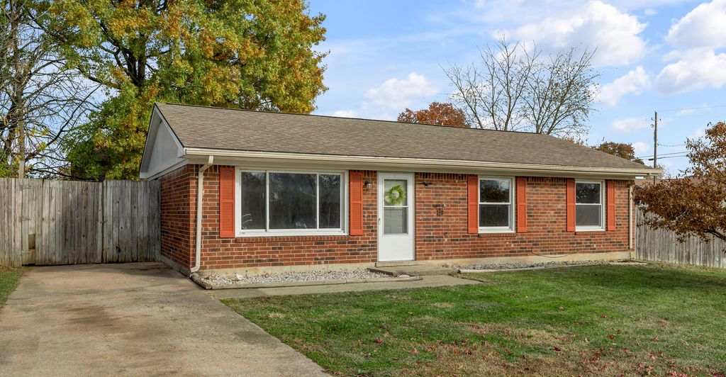 305 Yorktown Court, Georgetown, KY 40324