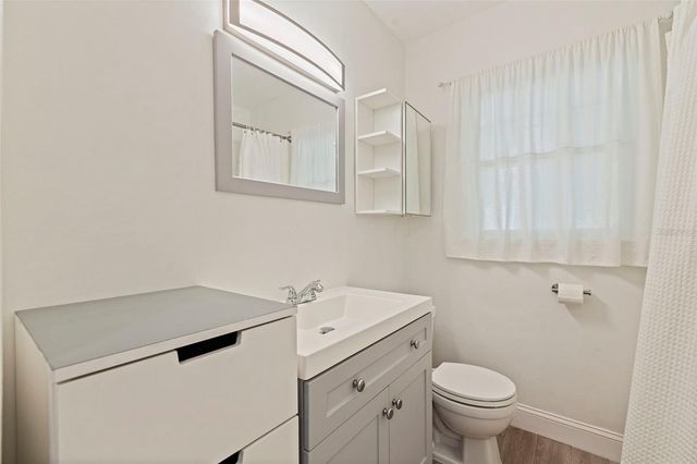 1421 21ST AVENUE N, St Petersburg, FL 33704