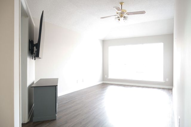 525 Laurel Ridge Road, Charleston, SC 29418