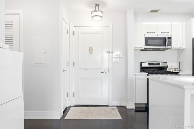 64-05 Yellowstone Boulevard PH508, Forest Hills, NY 11375