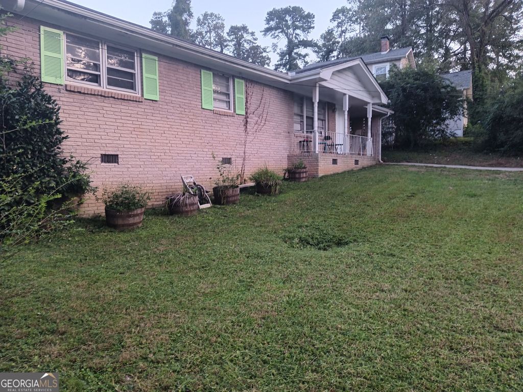 2334 WOODCASTLE Lane, Atlanta, GA 30316