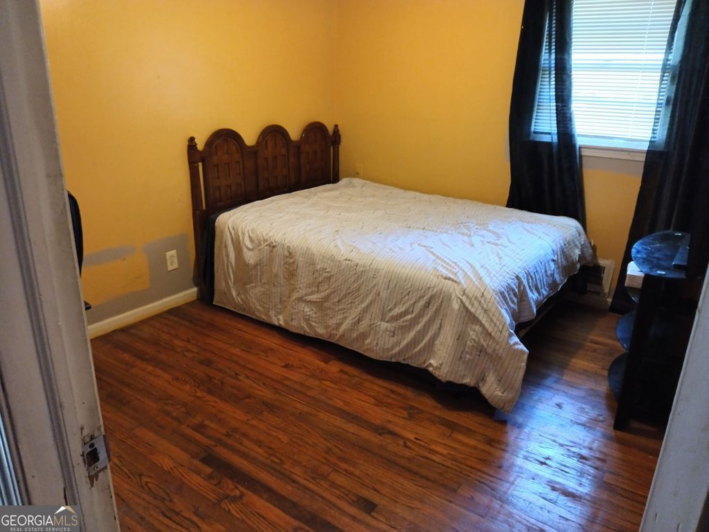 2334 WOODCASTLE Lane, Atlanta, GA 30316 — photo 4