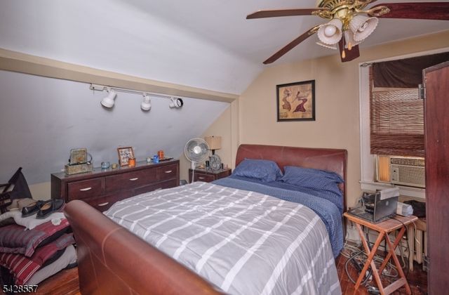 292 Crann St, Hillside Twp., NJ 07205