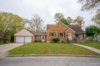 2565 Cherrywood Court, Wyoming, MI 49519