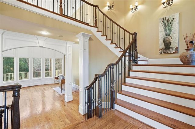 5290 Lower Roswell Road, Marietta, GA 30068