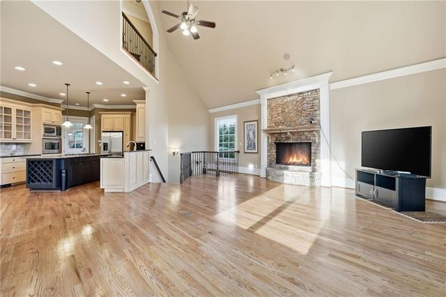 5290 Lower Roswell Road, Marietta, GA 30068