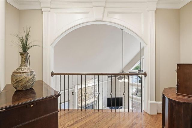 5290 Lower Roswell Road, Marietta, GA 30068