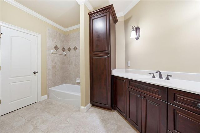 5290 Lower Roswell Road, Marietta, GA 30068