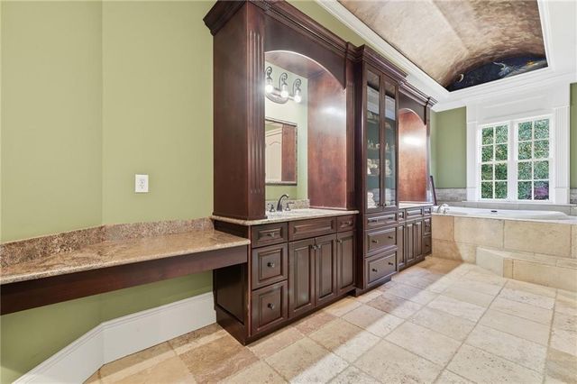 5290 Lower Roswell Road, Marietta, GA 30068