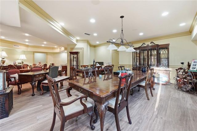 5290 Lower Roswell Road, Marietta, GA 30068