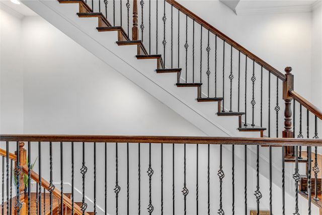 5744 Robbie Road, Plano, TX 75024