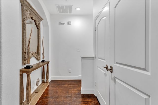 5744 Robbie Road, Plano, TX 75024