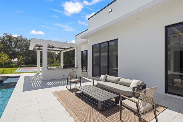 6676 NW 66th Way, Parkland, FL 33067