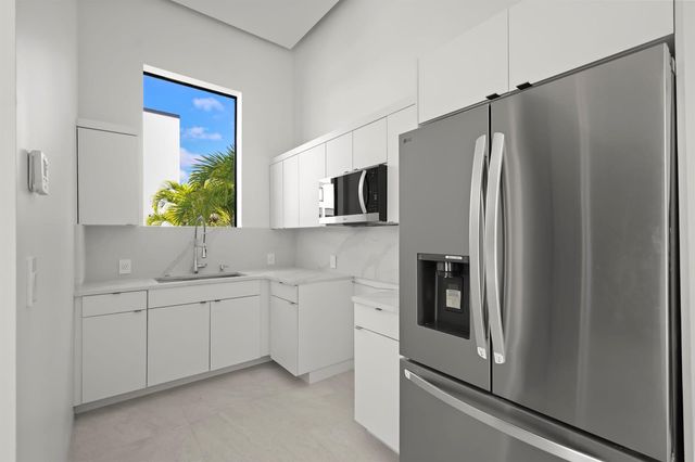6676 NW 66th Way, Parkland, FL 33067