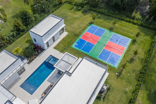 6676 NW 66th Way, Parkland, FL 33067
