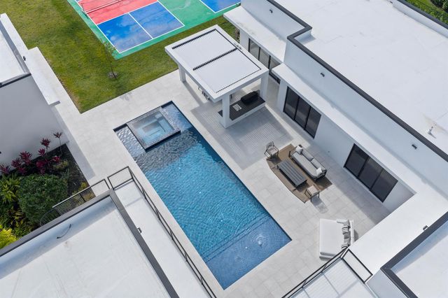 6676 NW 66th Way, Parkland, FL 33067