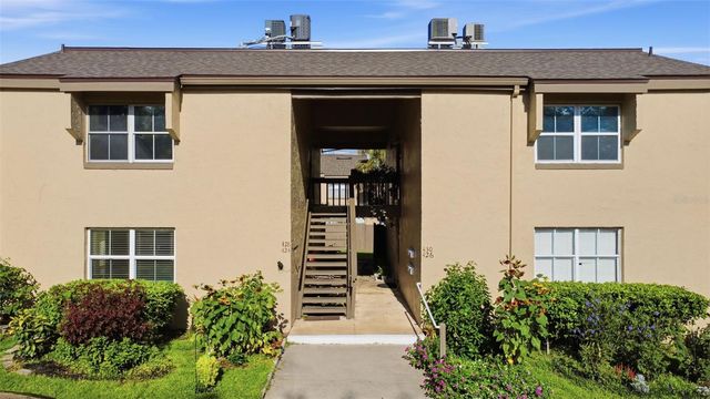 430 WINDMEADOWS STREET, Altamonte Springs, FL 32701